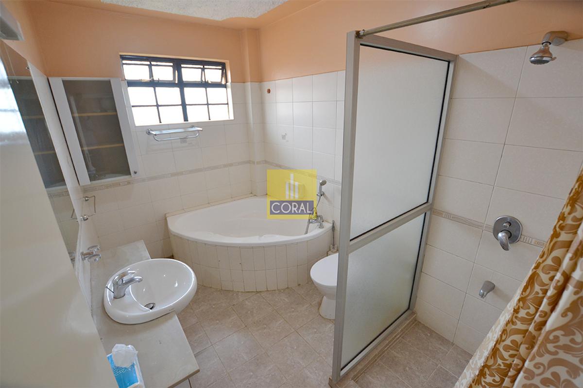 3 Bed Apartment in Westlands Area - 16