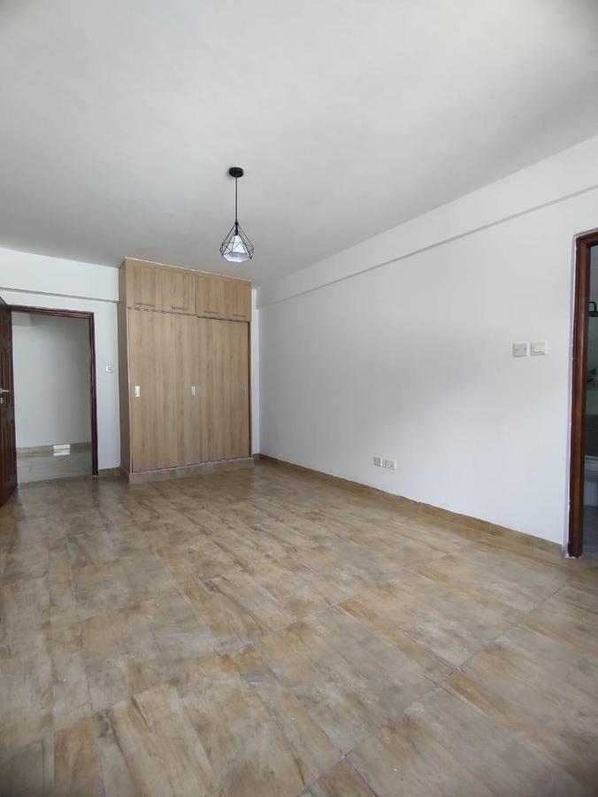 3 Bed Apartment with En Suite in General Mathenge - 11