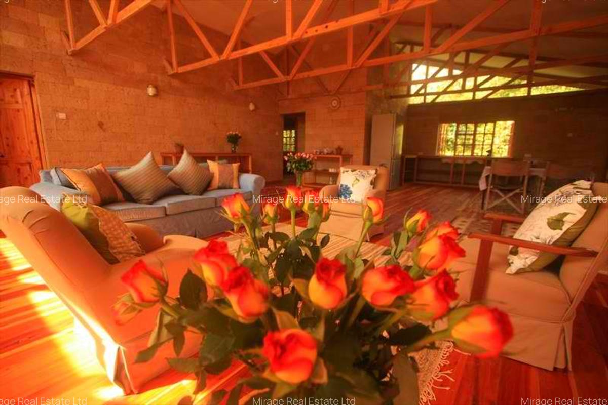 2 Bed Villa with En Suite in Karen - 15