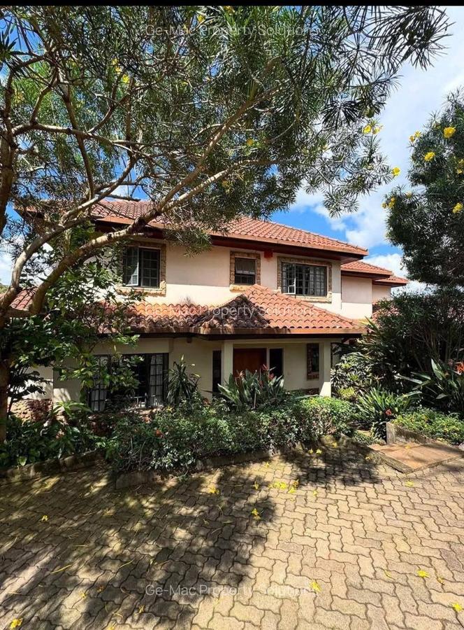 4 Bed House with En Suite in Runda - 16