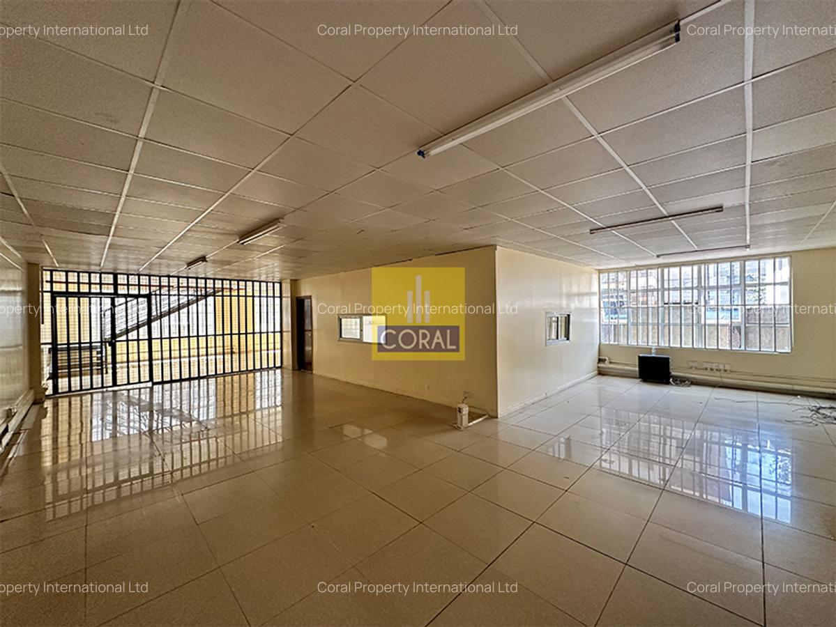4,483 ft² Office in Parklands - 1