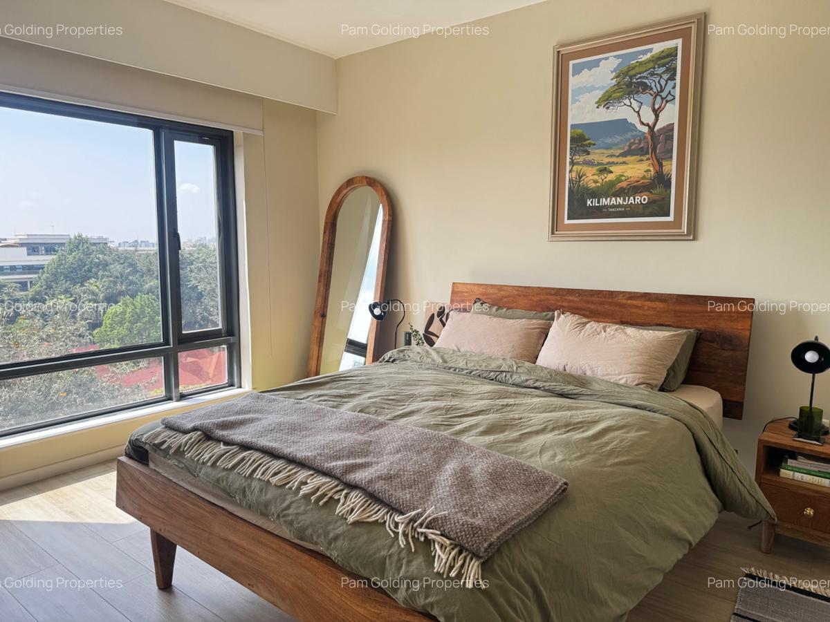 2 Bed Apartment with En Suite in Riverside - 15