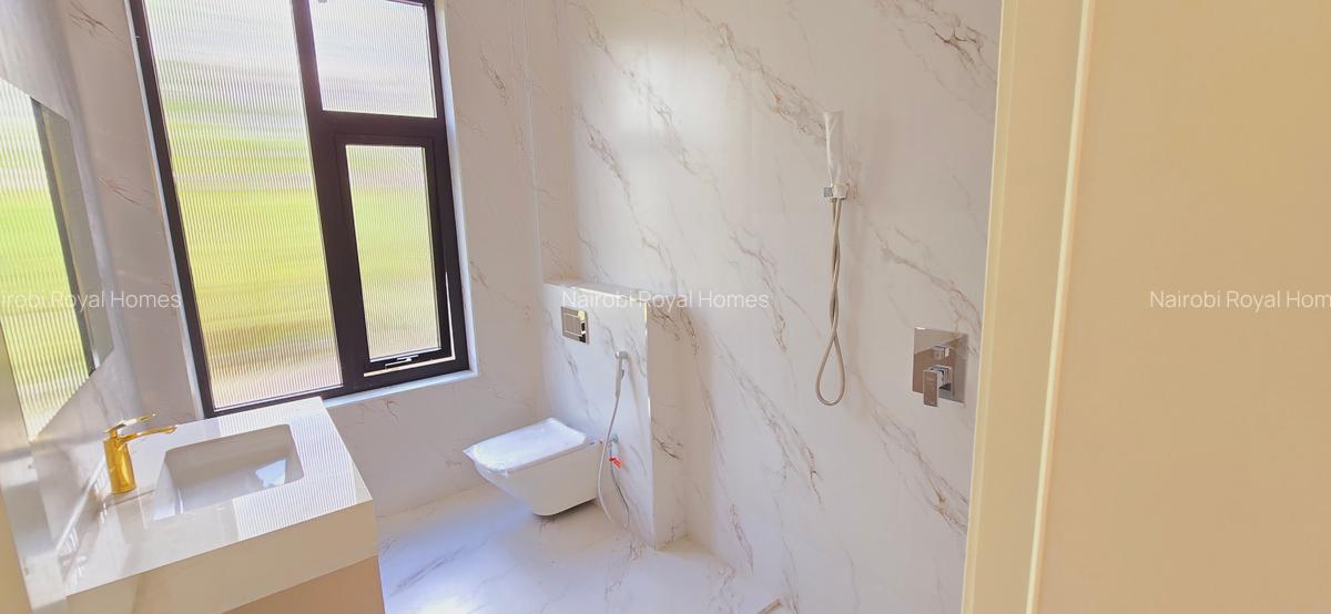 5 Bed Townhouse with En Suite at Owashiga Road - 16