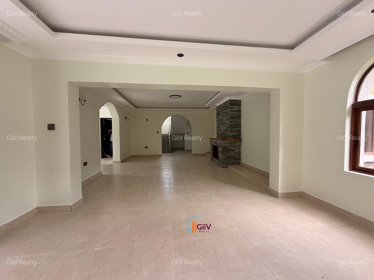 5 Bed House with Staff Quarters in Kitisuru - 9