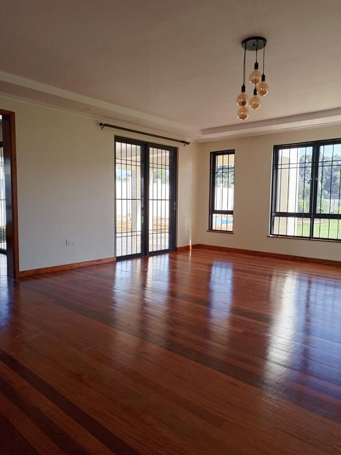 5 Bed House with En Suite in Kitisuru - 11