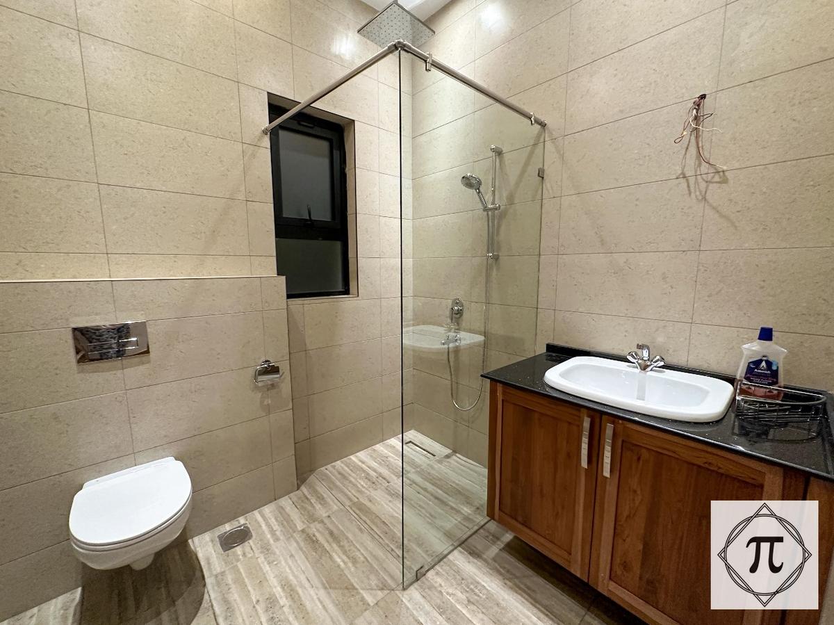 2 Bed Apartment with En Suite in Muthaiga - 6