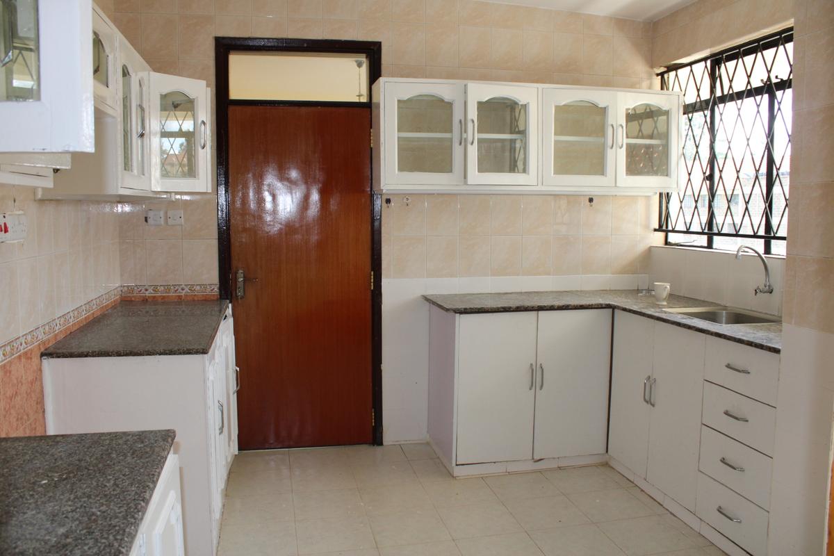 4 Bed Apartment with Staff Quarters in Kilimani - 4