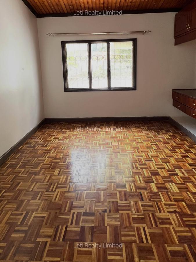 4 Bed Townhouse with En Suite in Lavington - 5