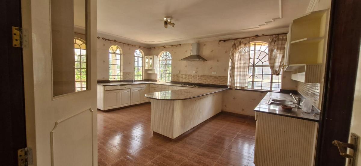 6 Bed House with Staff Quarters in Westlands Area - 5