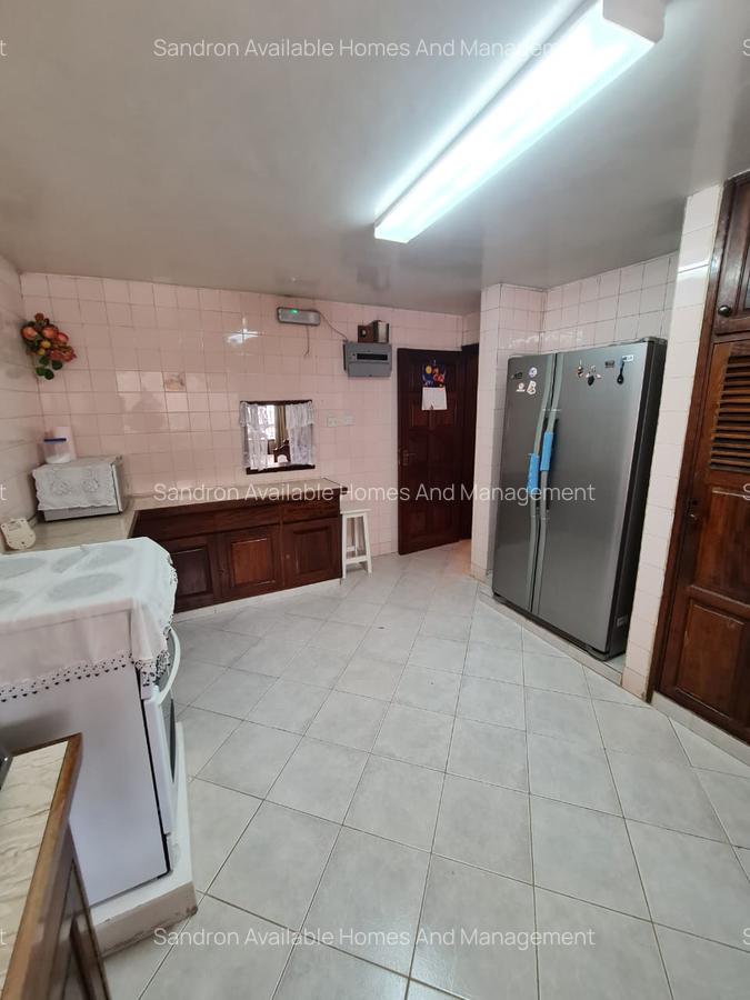 5 Bed Townhouse with Staff Quarters in Brookside - 4