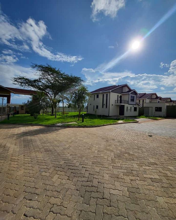 4 Bed Villa with En Suite at Mombasa Road Highway - 2