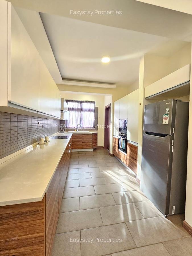 Serviced 2 Bed Apartment with En Suite in Spring Valley - 4
