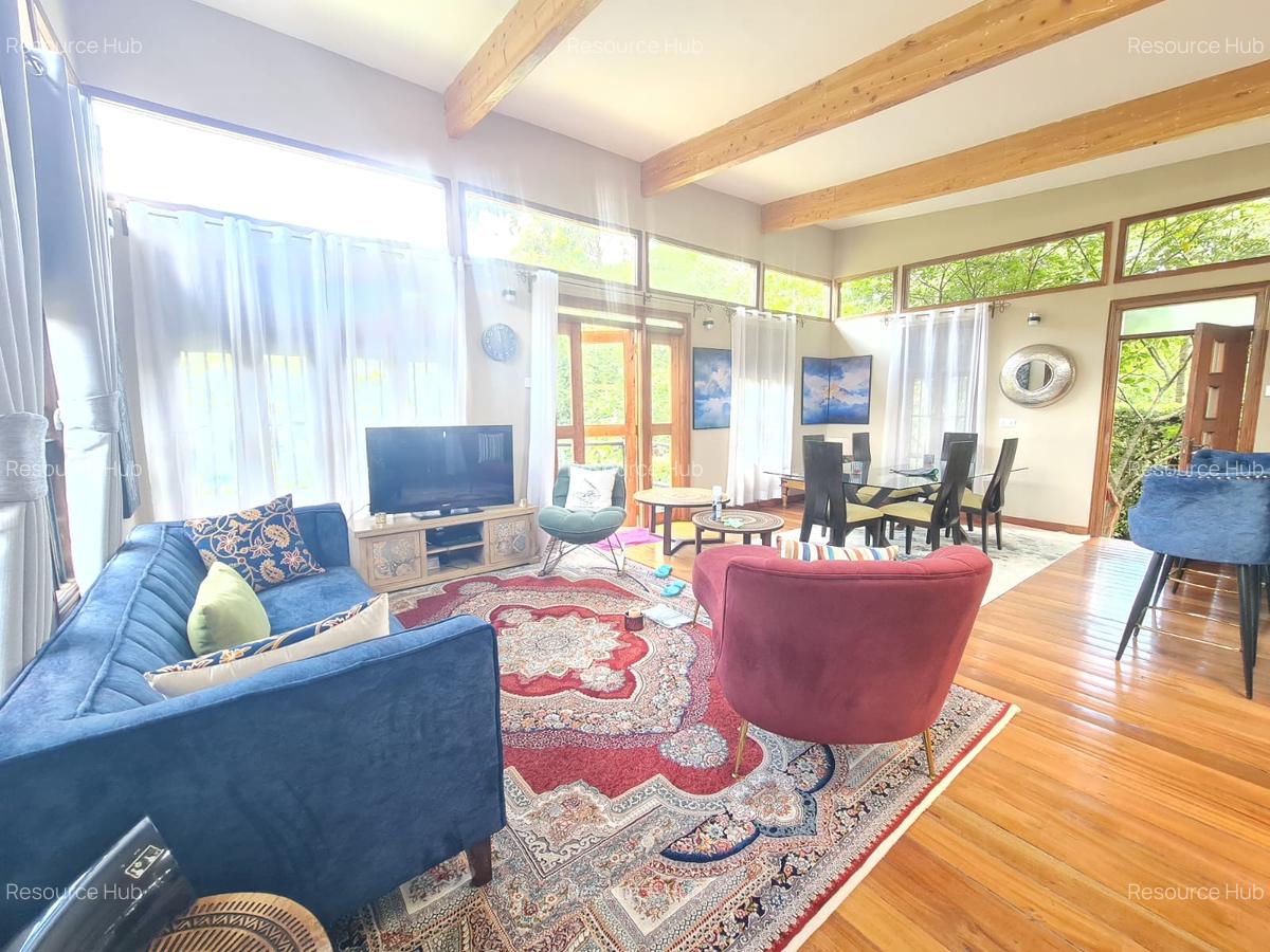 2 Bed House with En Suite at Near The Hub - 7