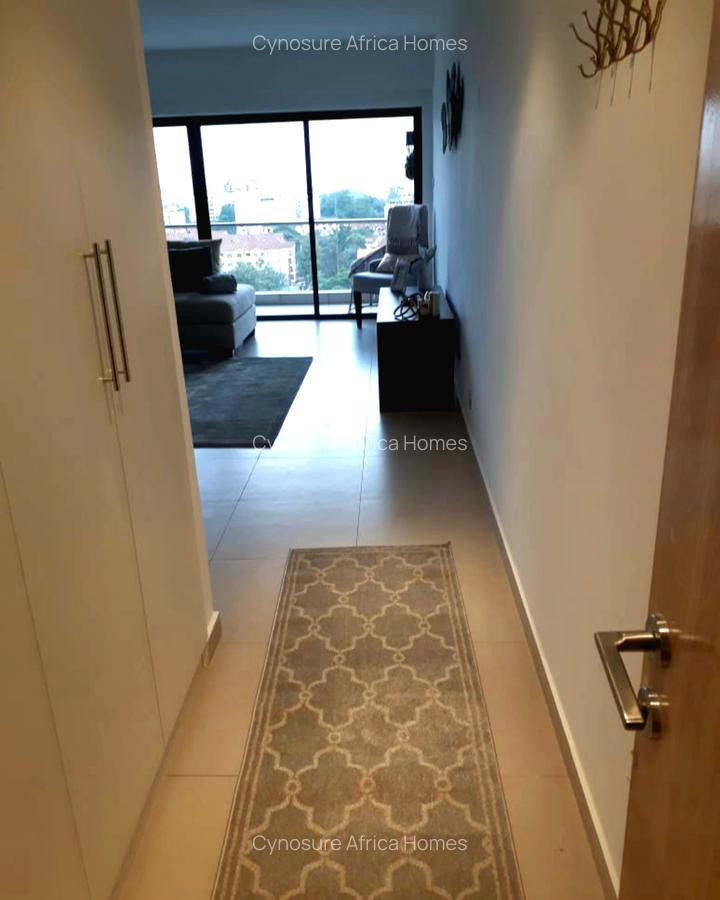 Serviced 2 Bed Apartment with En Suite at Lavington - 6