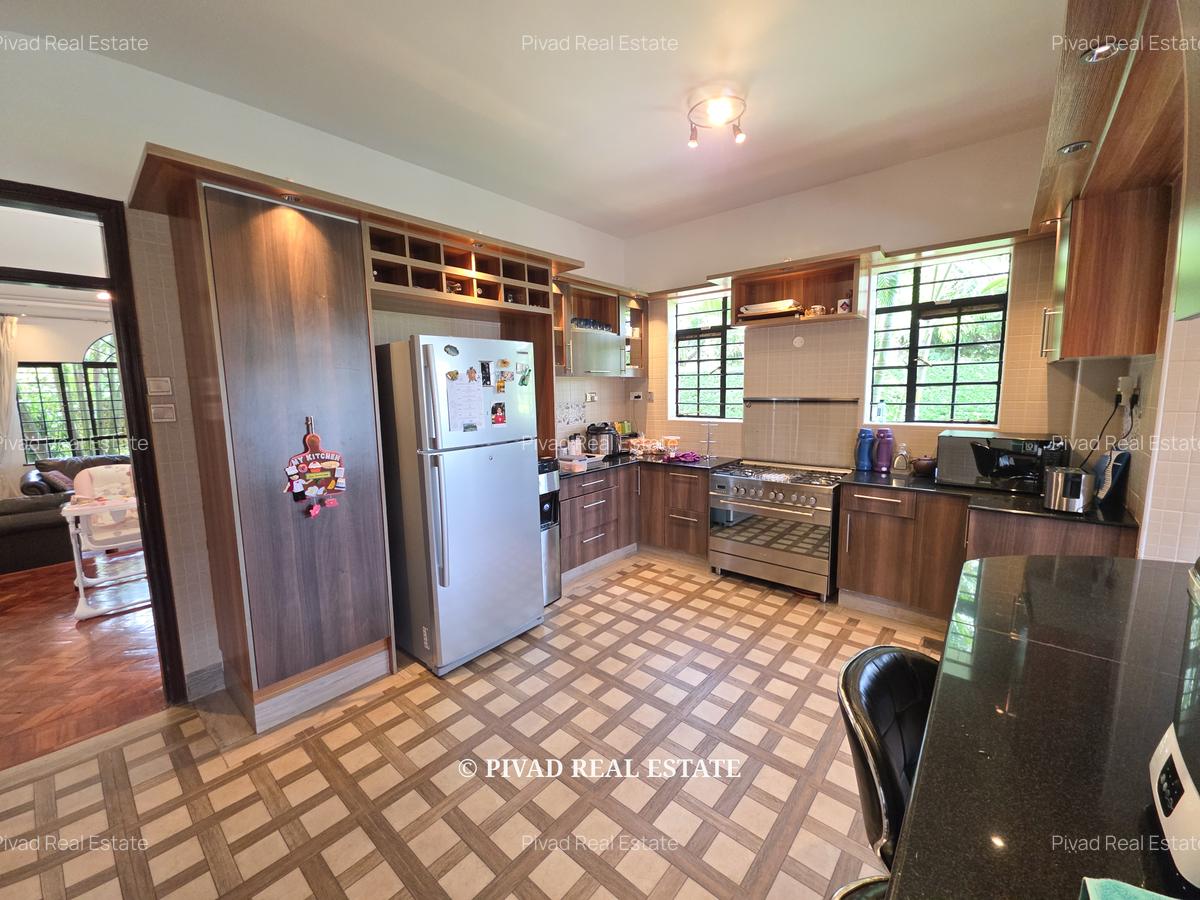 5 Bed House with Swimming Pool in Kitisuru - 10