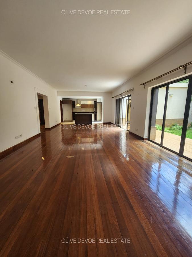 5 Bed Townhouse with En Suite in Kileleshwa - 13