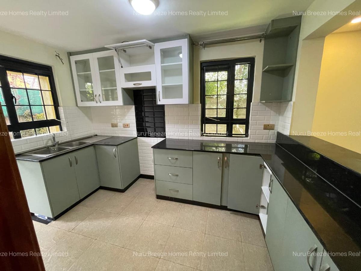 2 Bed Townhouse with En Suite in Runda - 3