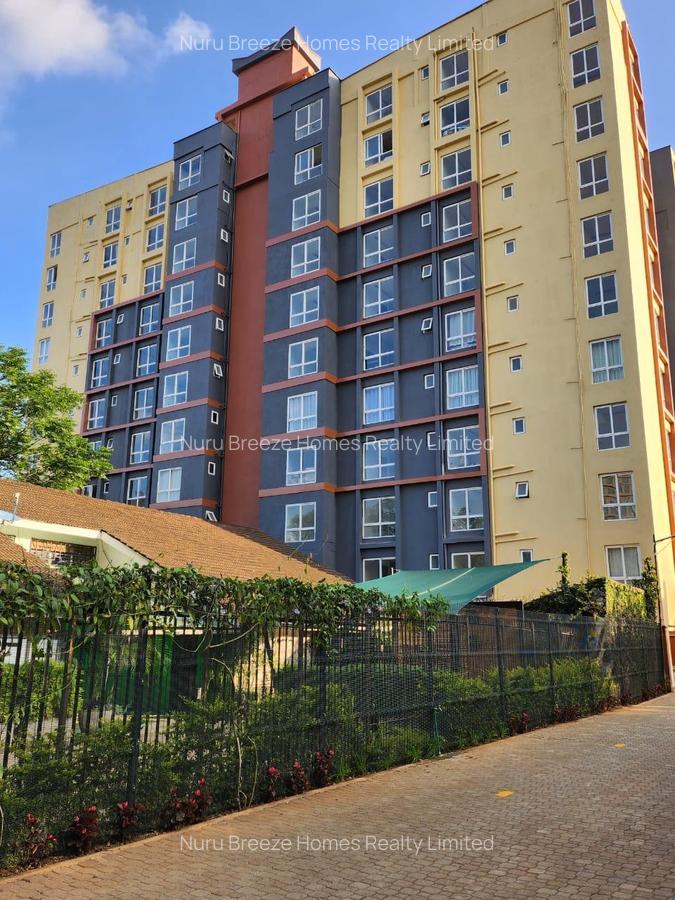 3 Bed Apartment with En Suite in Westlands Area - 16