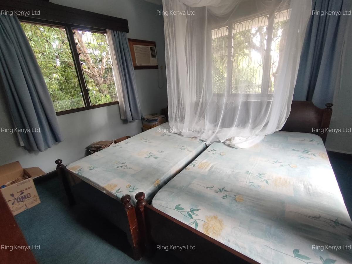 4 Bed House with Staff Quarters in Nyali Area - 11