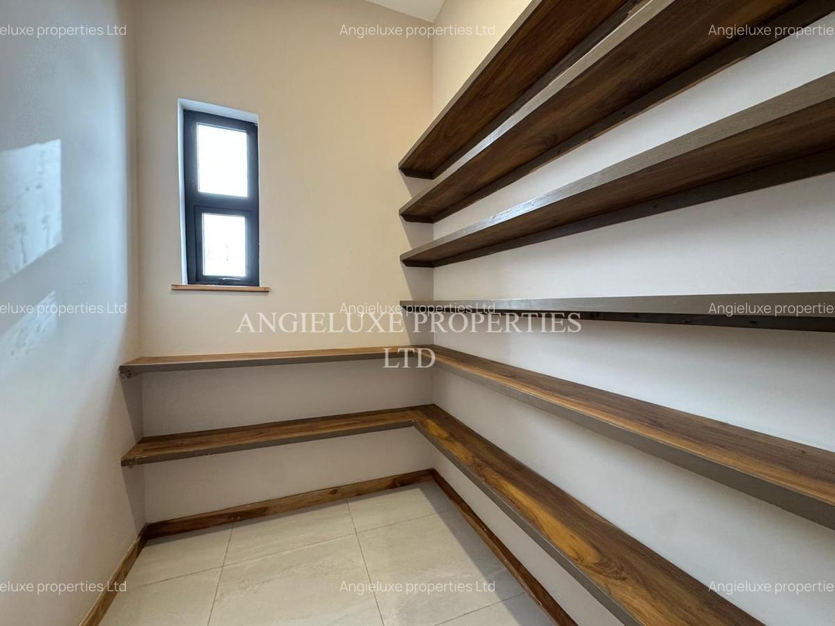 4 Bed Apartment with En Suite at Loresho - 8