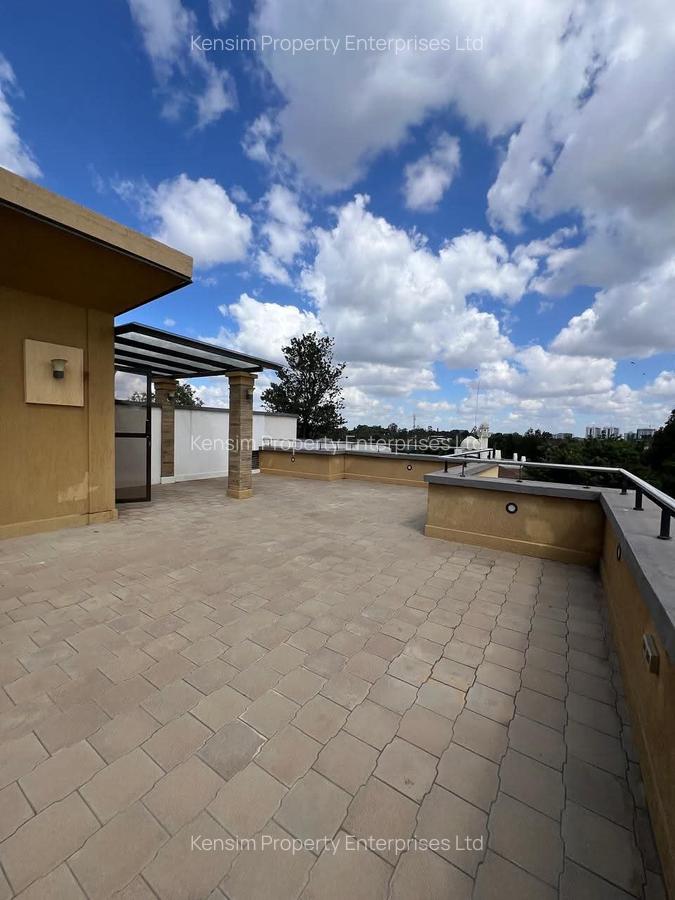 5 Bed Townhouse with En Suite in Lavington - 17