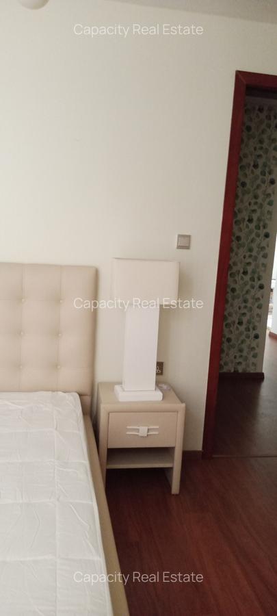 Serviced 3 Bed Apartment with En Suite in Parklands - 12