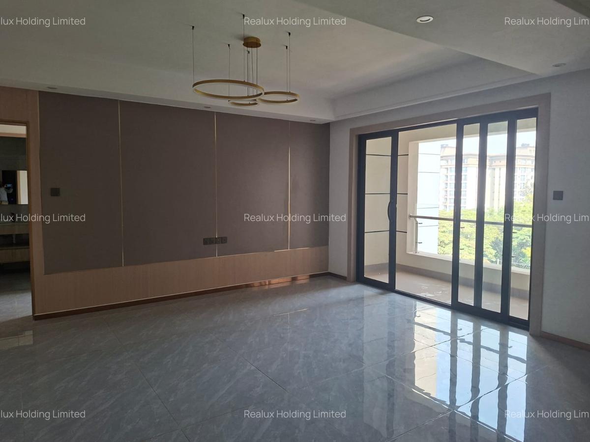2 Bed Apartment with En Suite in Riverside - 15