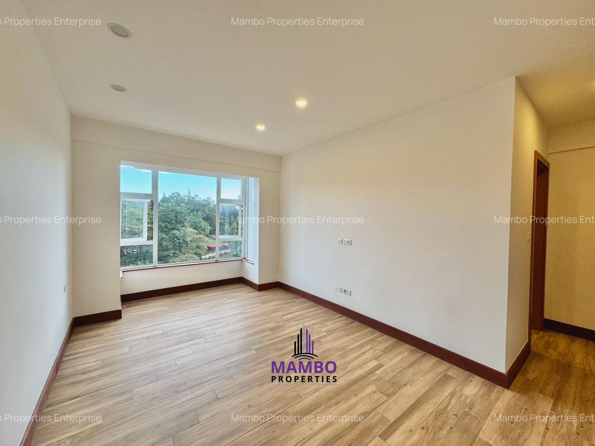 Furnished 3 Bed Apartment with En Suite at City Park Drive - 9