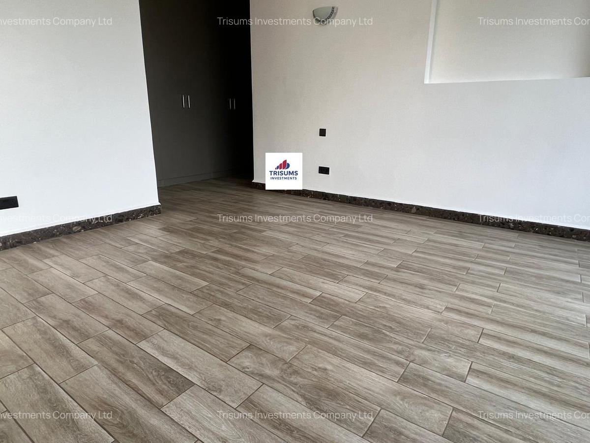 4 Bed Apartment with En Suite in Westlands Area - 12