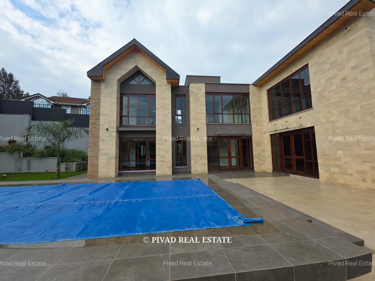 4 Bed House with En Suite in Runda - 10