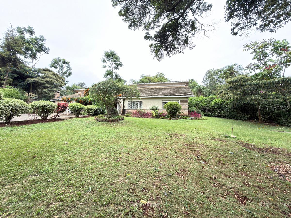 4 Bed House with En Suite at Rosslyn - 7