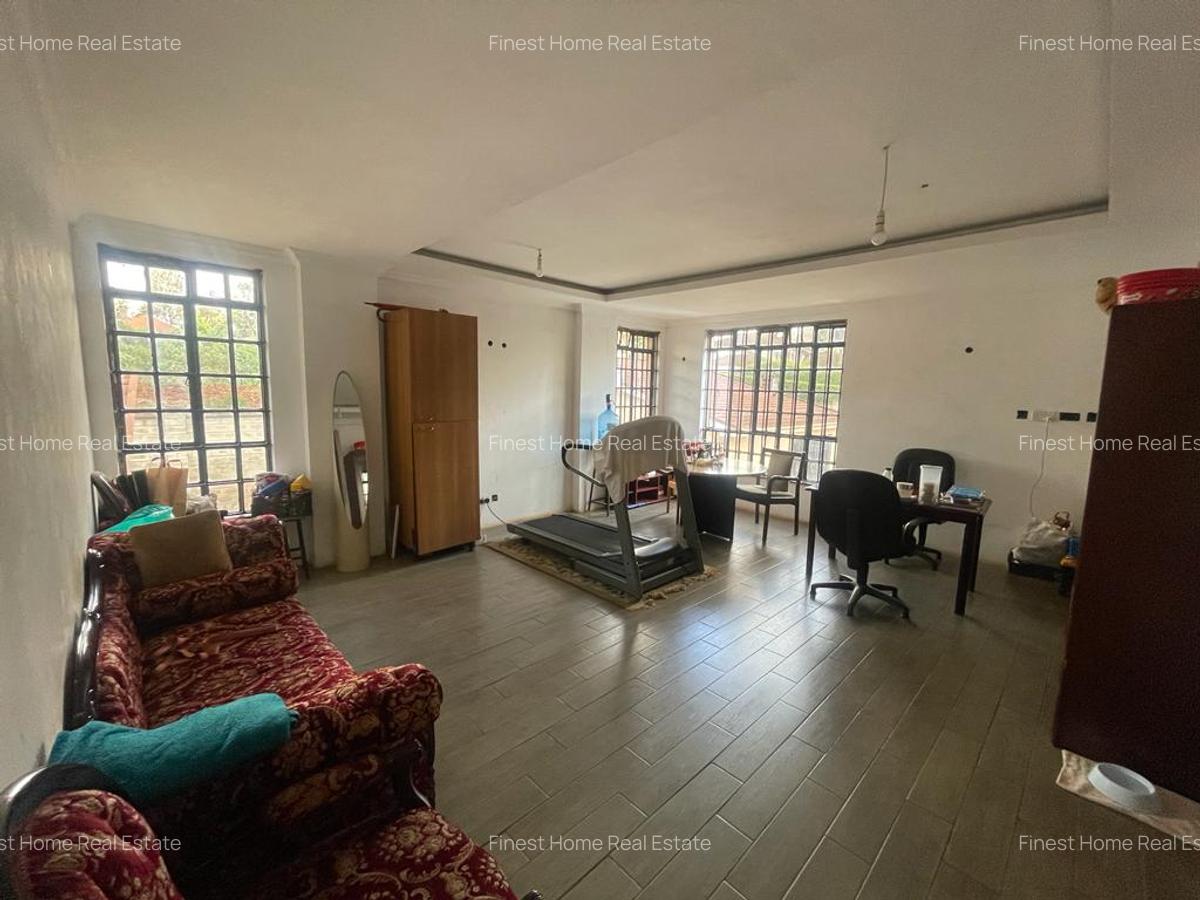 7 Bed House with En Suite at Runda - 10