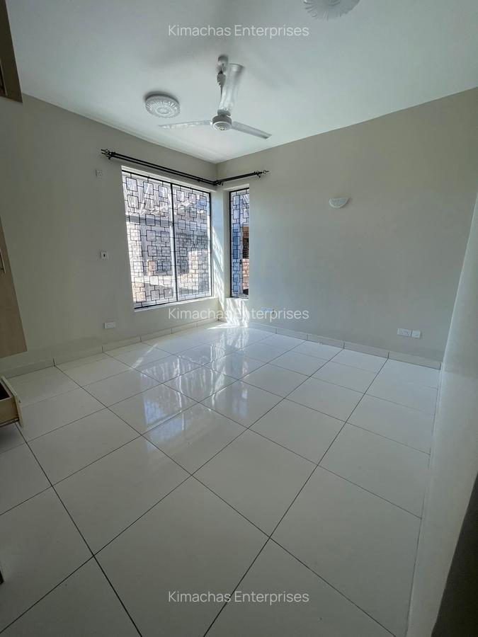 2 Bed Apartment with En Suite at Beach Road - 18