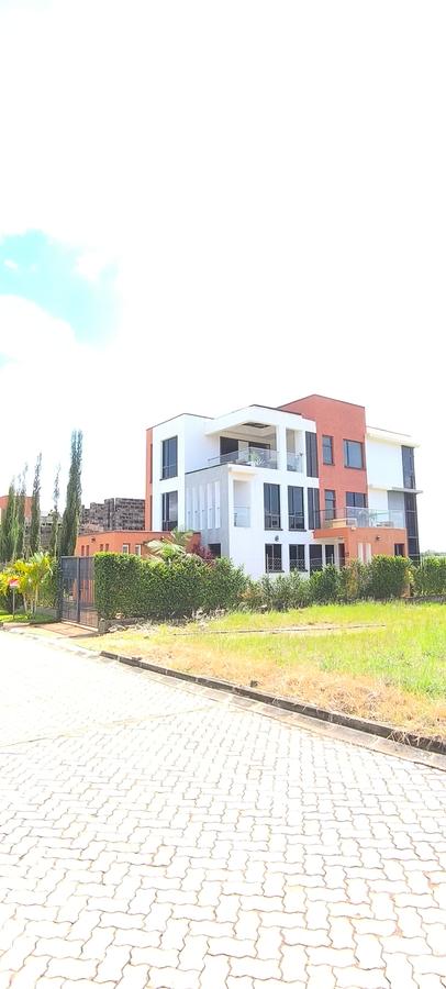 6 Bed Villa with En Suite at Ruiru - 1