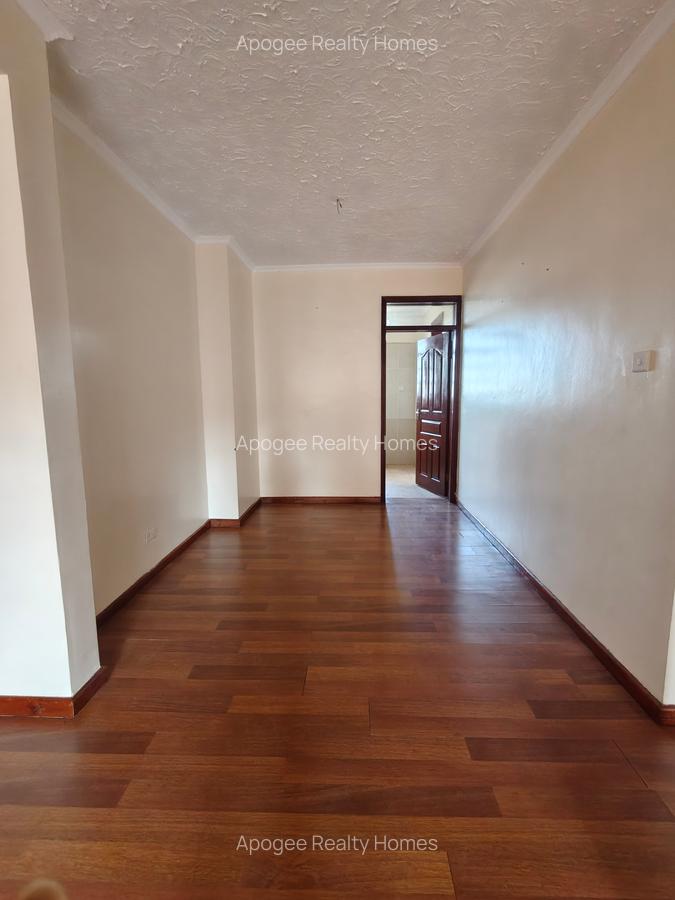 4 Bed Apartment with En Suite at Fourways Junction Estate - 4