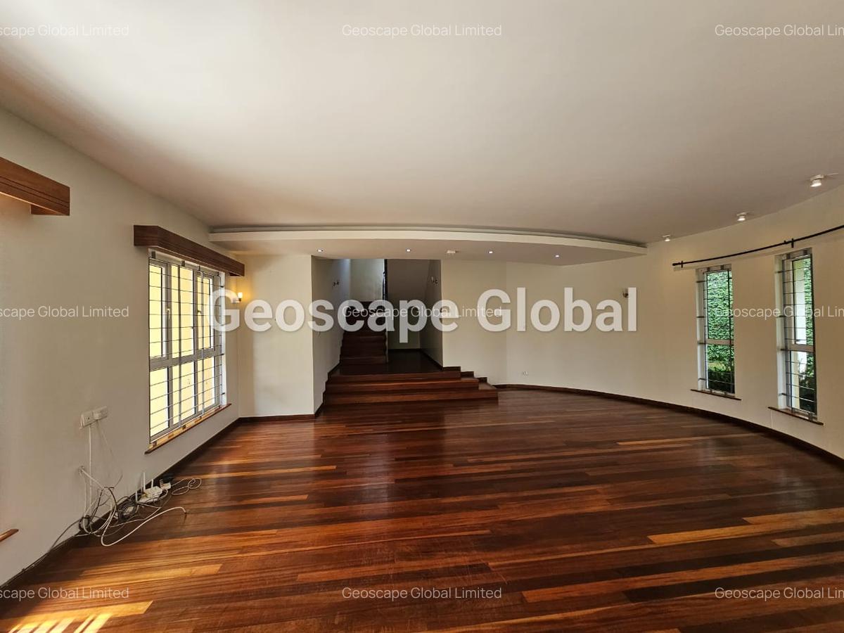 4 Bed House with En Suite in Kitisuru - 1