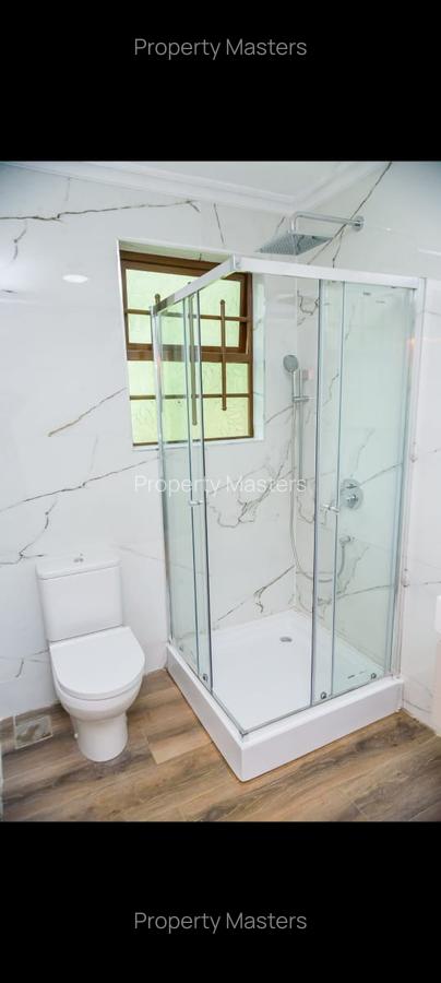 4 Bed Villa with En Suite at Millionaires Corner - 13