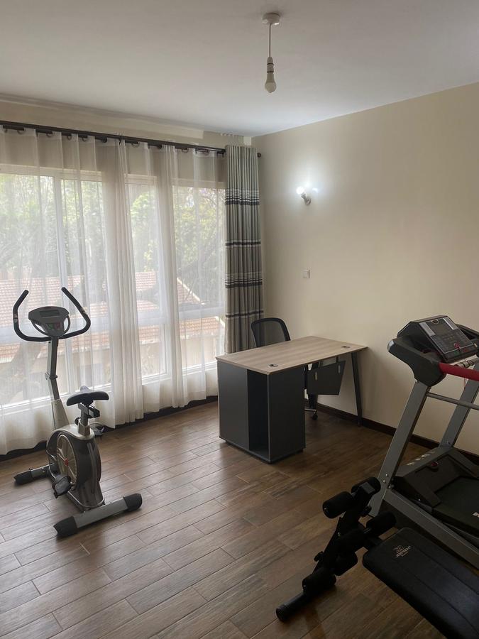 4 Bed Apartment with En Suite in Westlands Area - 4