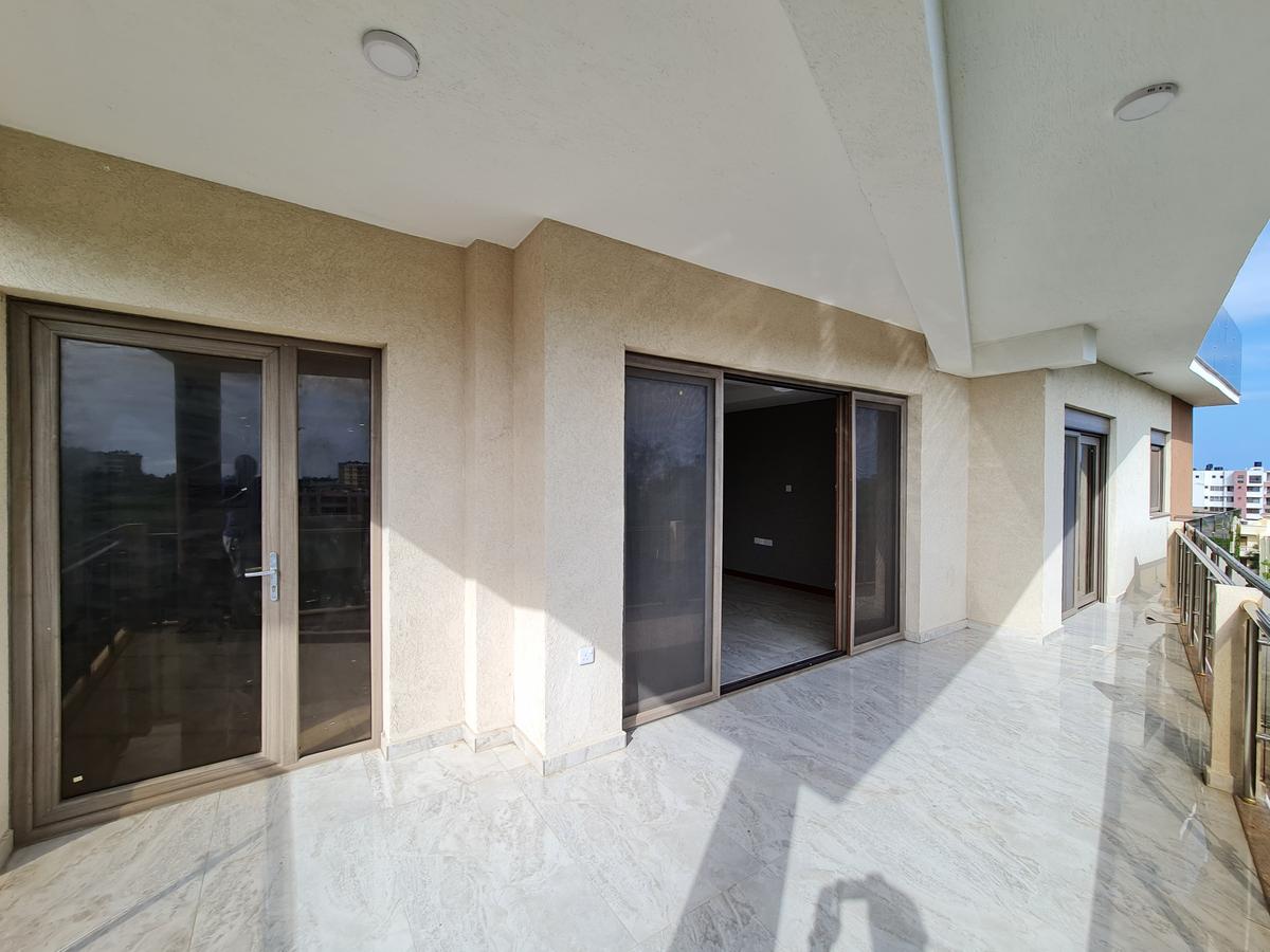 Serviced 3 Bed Apartment with En Suite in Nyali Area - 20