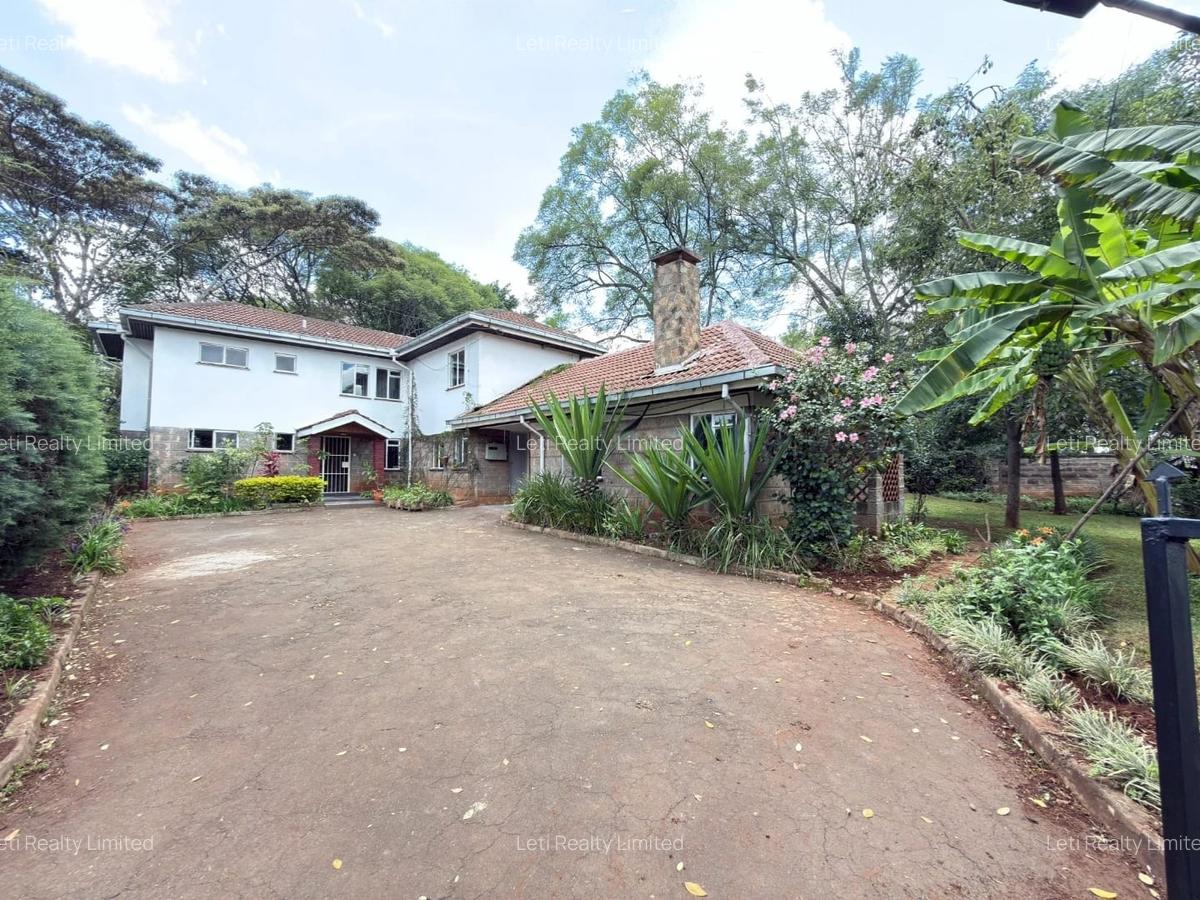 4 Bed Townhouse with En Suite in Lavington - 1