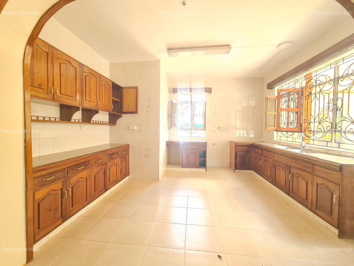4 Bed House with En Suite at Kitisuru - 7