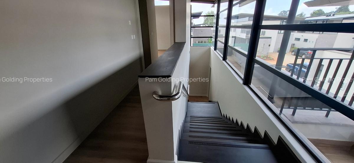 4 Bed House with En Suite in Kiambu Road - 16