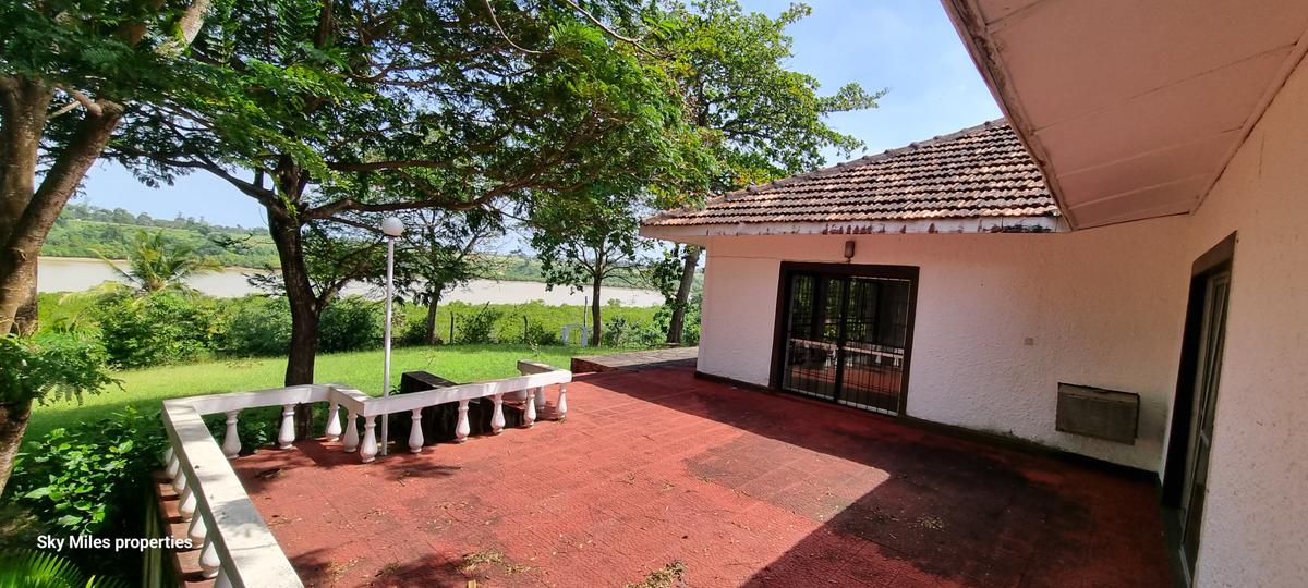 4 Bed Villa with En Suite at Mtwapa - 2