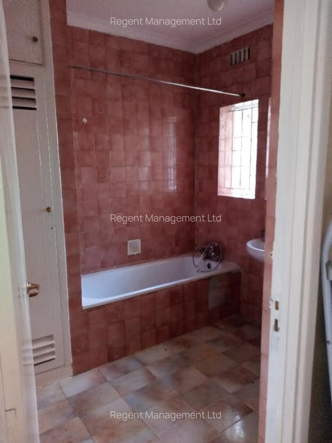 2 Bed Apartment with Parking at Near Uon Stella Awinja Hostel - 11