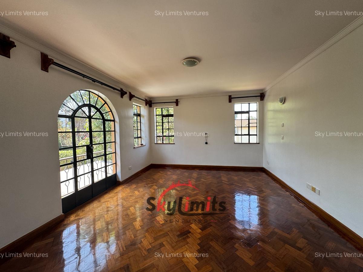 4 Bed Townhouse with En Suite at Kitisuru Rd - 6