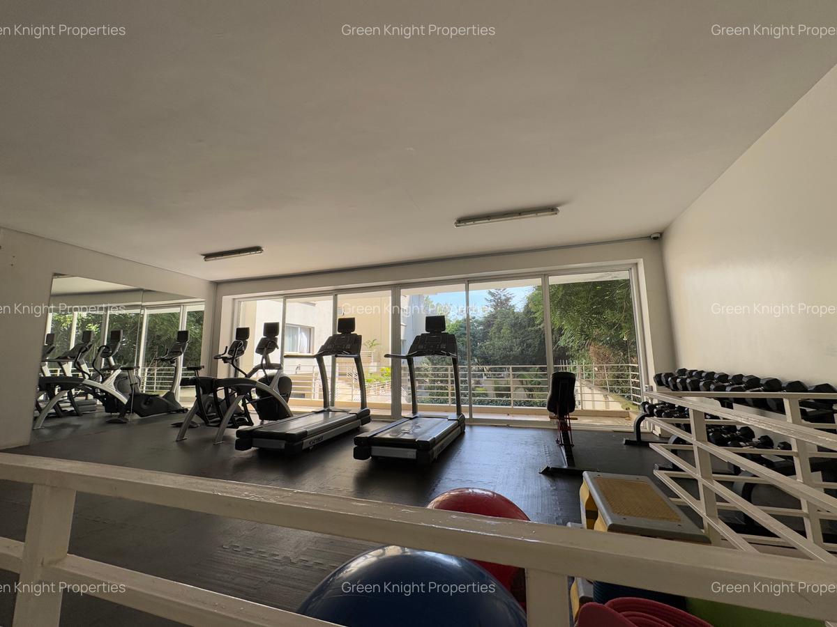 Serviced 3 Bed Apartment with En Suite in Kilimani - 8