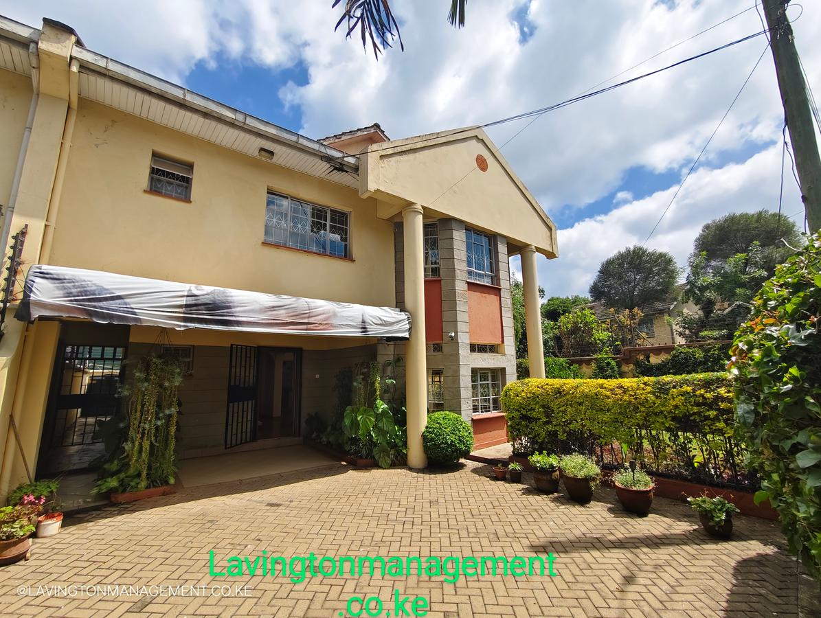 4 Bed Townhouse with En Suite at Lavington Green - 1