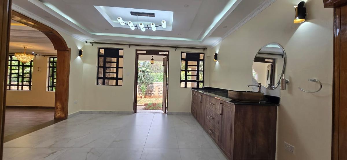 6 Bed House with En Suite in Kitisuru - 5