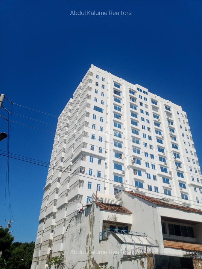 Serviced 3 Bed Apartment with En Suite at Kizingo - 4