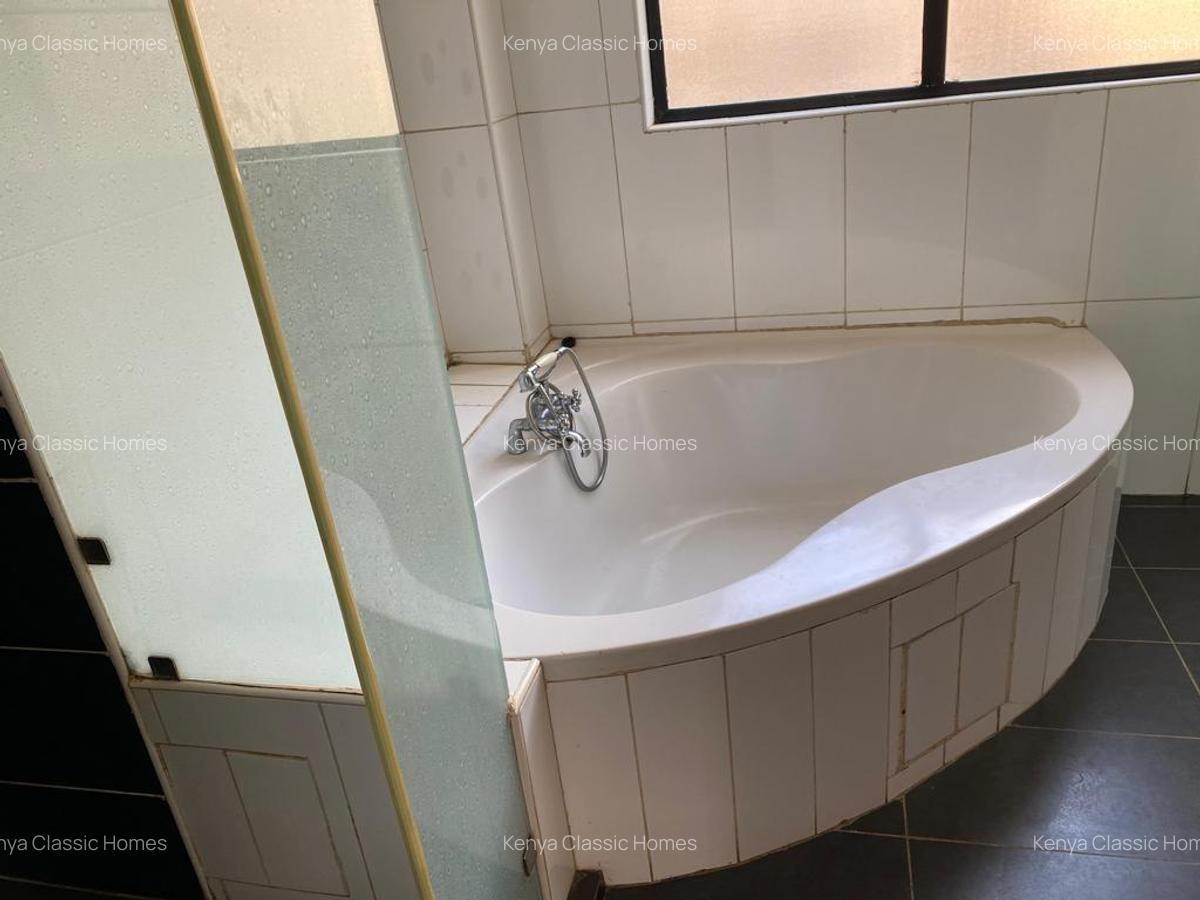 3 Bed Apartment with En Suite at Kilimani - 9